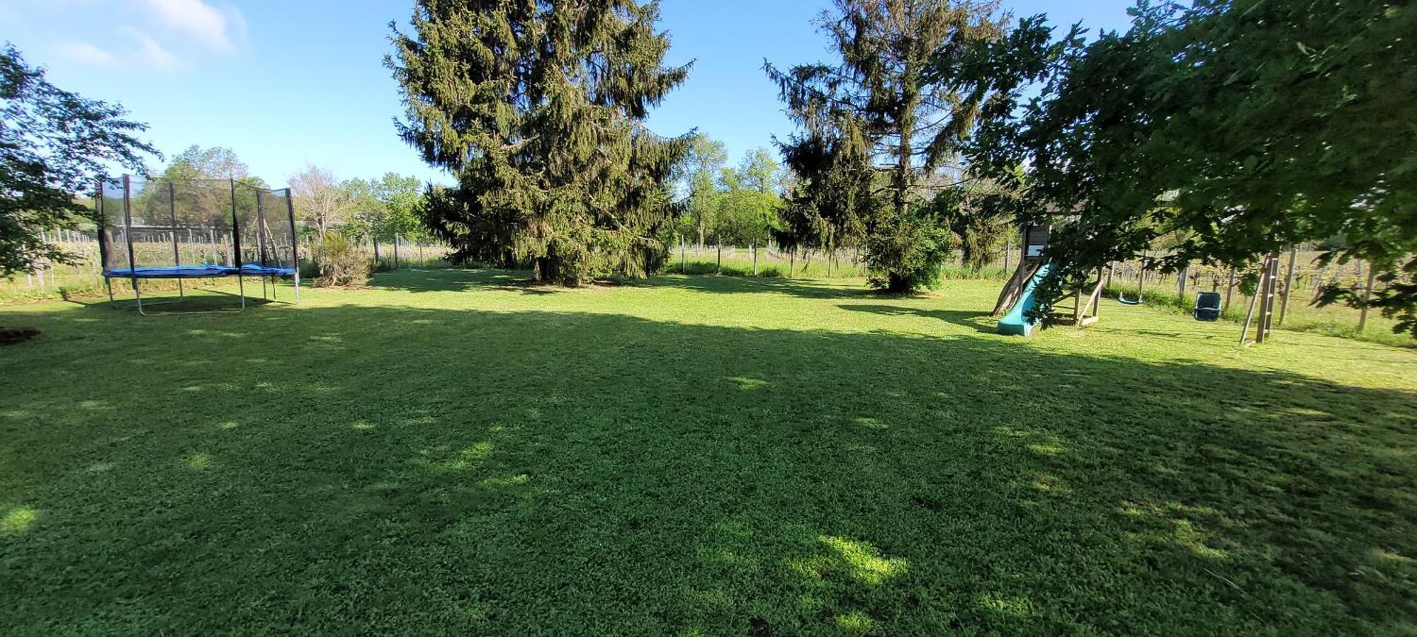 Holiday home L'alambic *